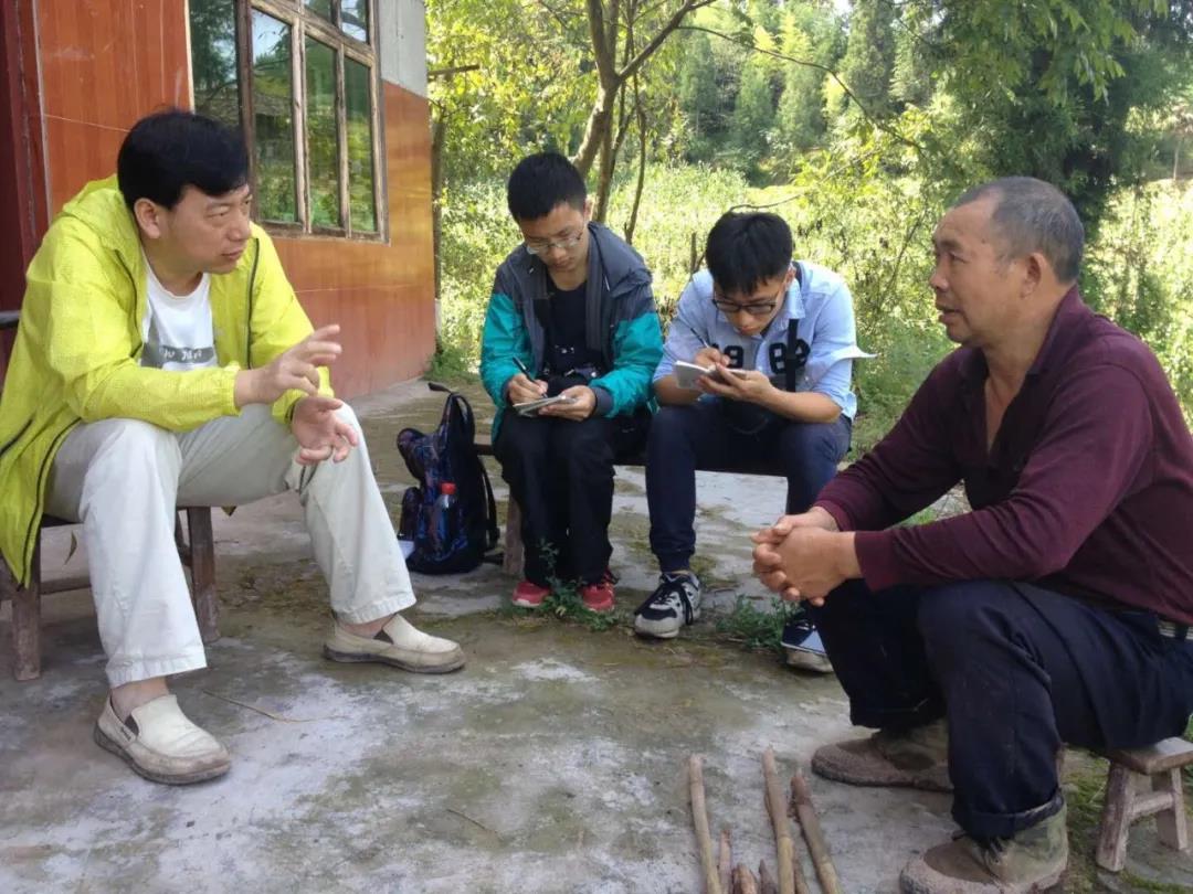 復(fù)學(xué)復(fù)什么？一堂特殊的網(wǎng)絡(luò)班會課來解答