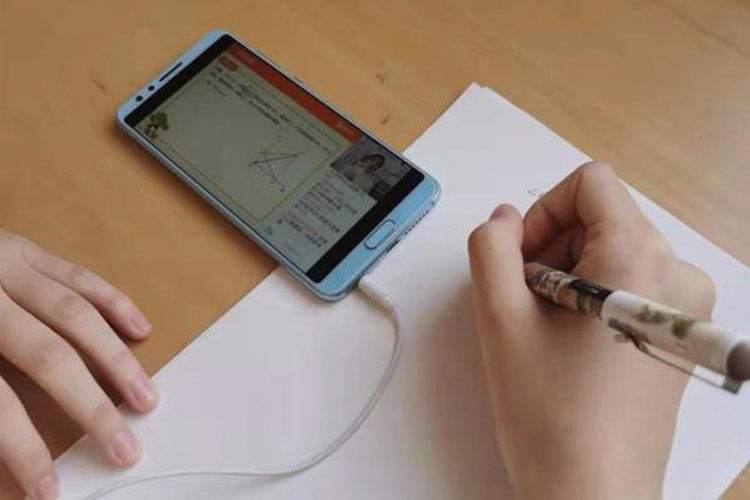 :不得強(qiáng)行要求學(xué)生每天上網(wǎng)“打卡”