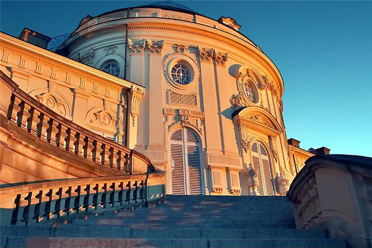 東莞專(zhuān)升本成人教育報(bào)名考試時(shí)間