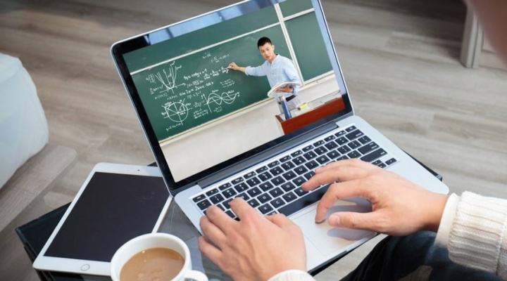 “停課不停學”為教學改革提供了哪些實踐契機?