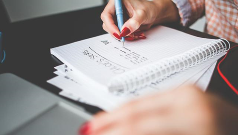 我想?yún)⒓泳W(wǎng)絡(luò)教育考試，有什么坑是不能踩的？