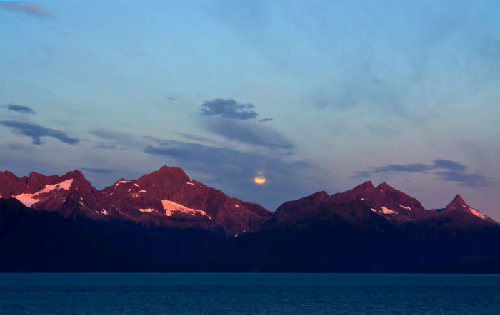 對外經(jīng)濟(jì)貿(mào)易大學(xué)遠(yuǎn)程教育學(xué)院什么時候公布招生簡章？報考有變化嗎？