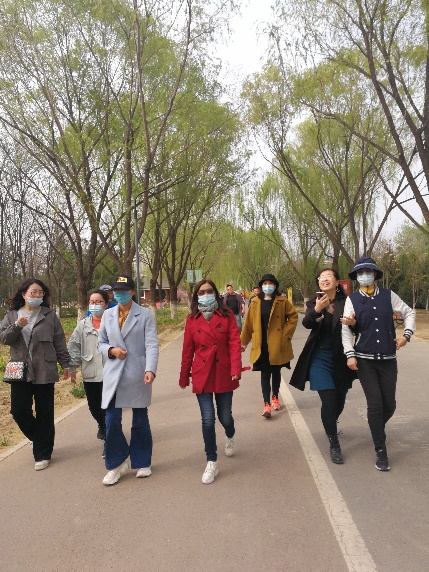 “慶建黨百年，走健康之路” 網(wǎng)絡(luò)與繼續(xù)教育學(xué)院舉辦健步走活動(dòng)